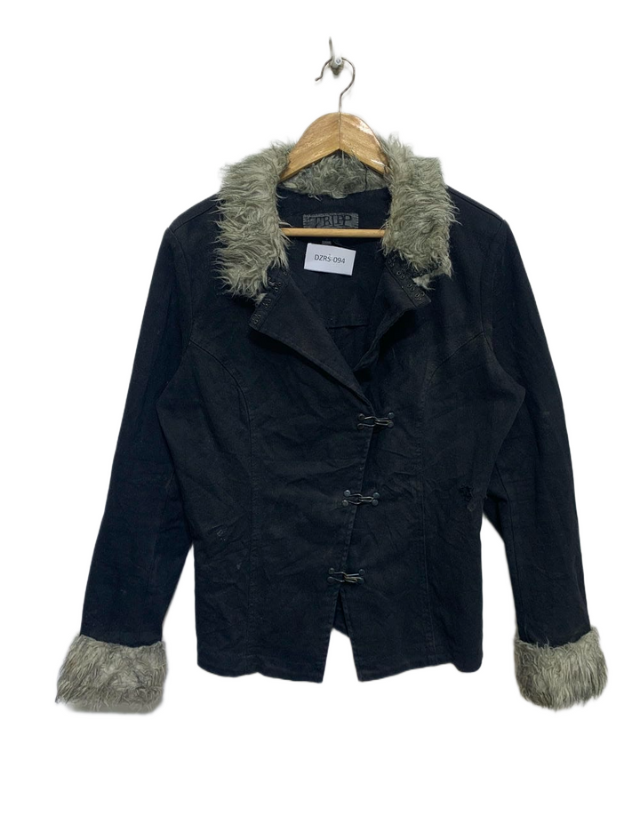 DZRS-094 ( Brand: TRIPP )