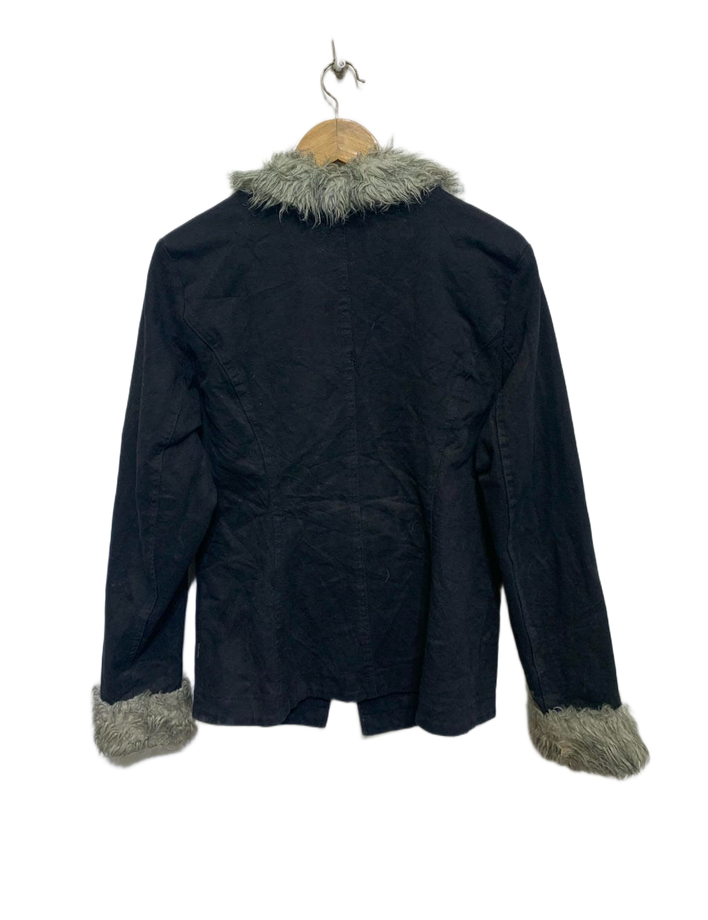 DZRS-094 ( Brand: TRIPP )